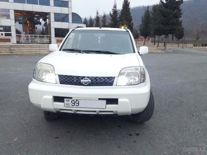 Nissan X-Trail 2002, 182,000 km - 2.0 l - Zaqatala