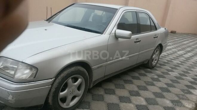 Mercedes C 220 1995, 246,000 km - 2.2 l - Bakı