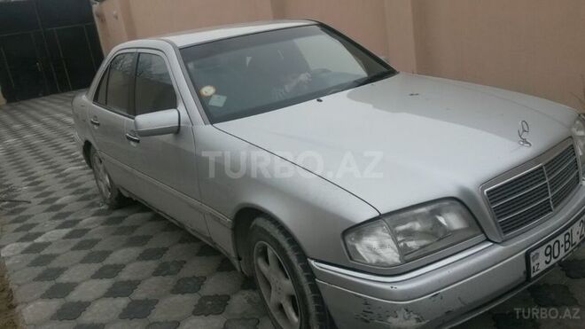 Mercedes C 220 1995, 246,000 km - 2.2 l - Bakı