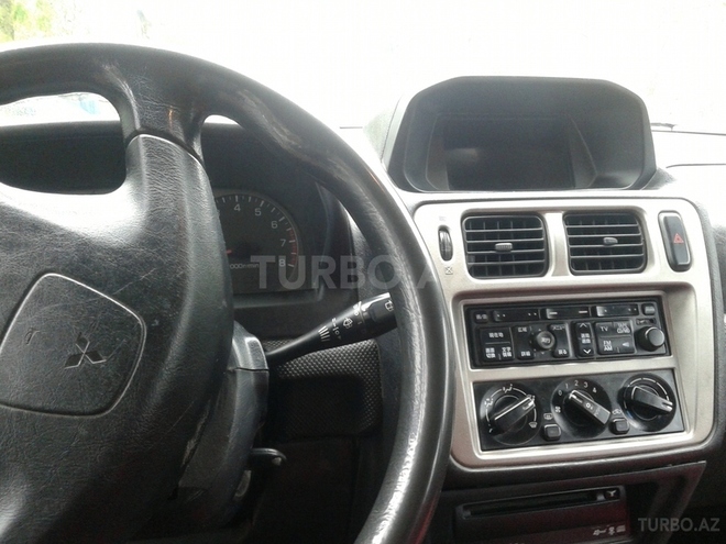 Mitsubishi Pajero io 2001, 168,000 km - 0.2 l - Cəlilabad