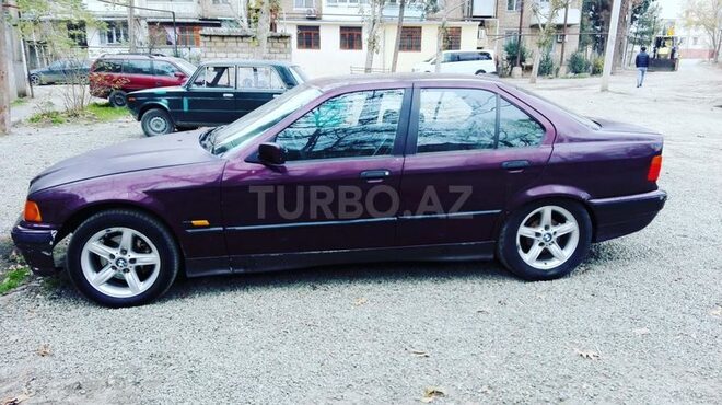 BMW 318 1993, 60,000 km - 1.8 l - Gəncə