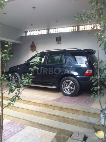 Mercedes ML 320 1998, 290,000 km - 3.2 l - Bakı