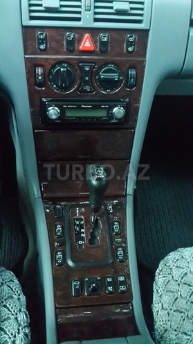 Mercedes E 200 2000, 228,000 km - 2.0 l - Bakı