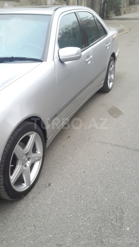 Mercedes E 200 2000, 228,000 km - 2.0 l - Bakı