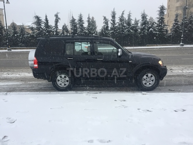 Mitsubishi Pajero 2006, 118,000 km - 3.0 л - Bakı