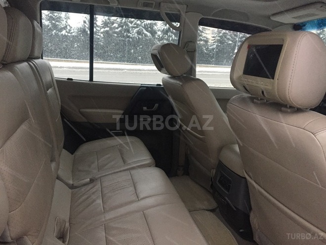 Mitsubishi Pajero 2006, 118,000 km - 3.0 л - Bakı