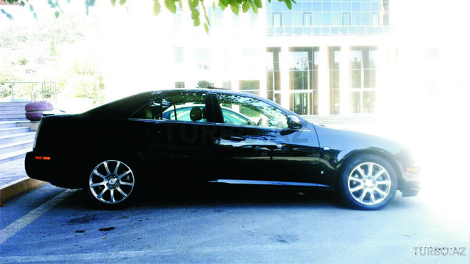 Cadillac  2007, 80,000 km - 4.6 l - Bakı