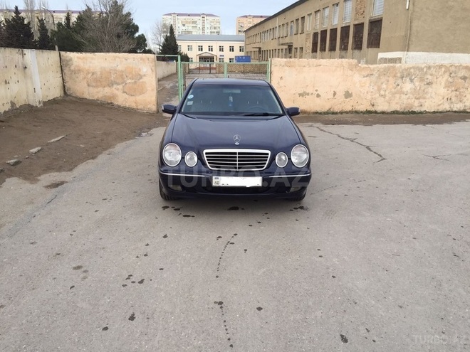 Mercedes E 280 2000, 302,000 km - 2.8 l - Sumqayıt