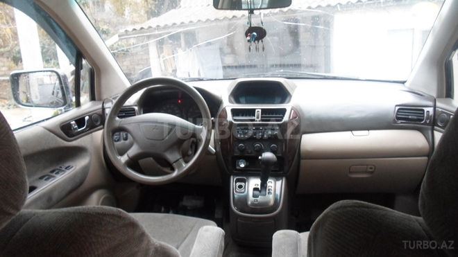 Mitsubishi Chariot 2000, 241,000 km - 2.4 l - Bakı