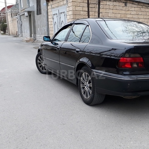 BMW 525 1997, 274,000 km - 0.3 l - Mingəçevir