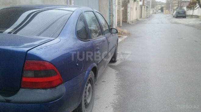 Opel Vectra 1997, 310,000 km - 1.8 l - Bakı
