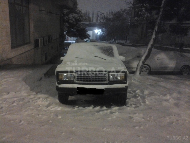 LADA (VAZ) 2107 2011, 80,000 km - 1.6 l - Bakı