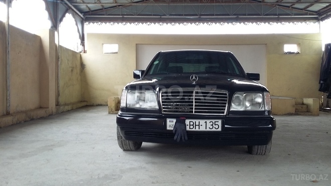 Mercedes E 220 1993, 511,200 km - 0.3 l - Dəliməmmədli