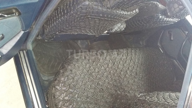 Mercedes E 220 1993, 511,200 km - 0.3 l - Dəliməmmədli
