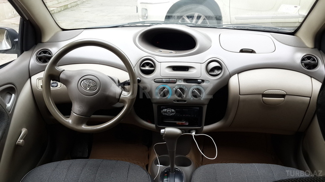 Toyota Yaris 2005, 275,000 km - 1.3 l - Bakı