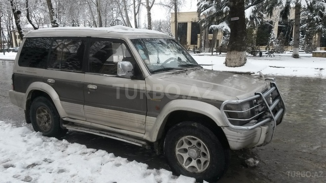 Mitsubishi Pajero 1992, 397,000 km - 0.3 л - İsmayıllı