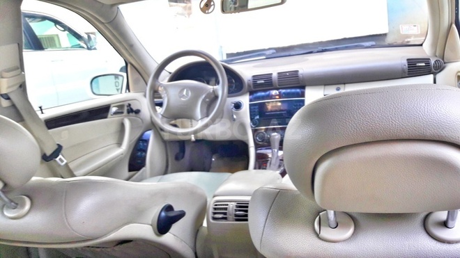 Mercedes C 240 2004, 177,000 km - 2.6 l - Bakı