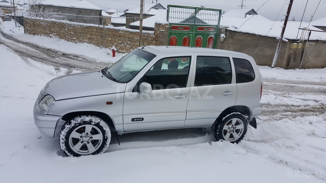 Chevrolet Niva 2007, 325,000 km - 1.7 l - Bakı