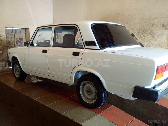 LADA (VAZ) 2107 2009, 116,783 km - 1.6 л - Salyan