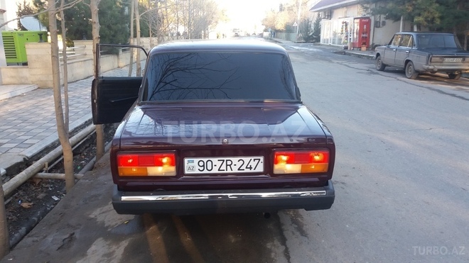 LADA (VAZ) 2107 2009, 67,000 km - 1.6 л - Saatlı