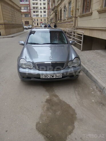 Mercedes C 240 2001, 286,500 km - 2.4 l - Bakı