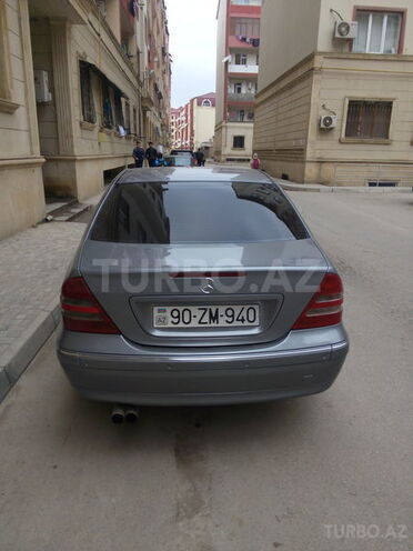 Mercedes C 240 2001, 286,500 km - 2.4 l - Bakı