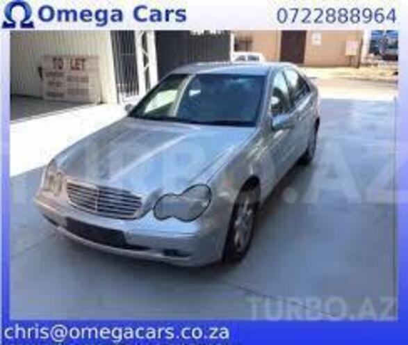 Mercedes C 240 2001, 286,000 km - 2.6 l - Xırdalan