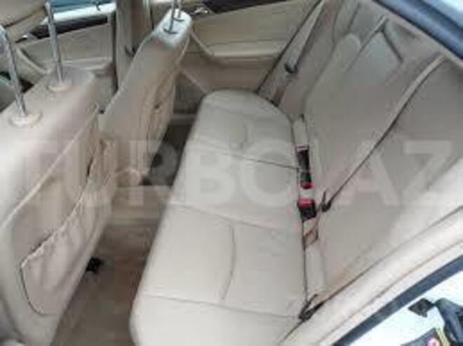 Mercedes C 240 2001, 286,000 km - 2.6 l - Xırdalan