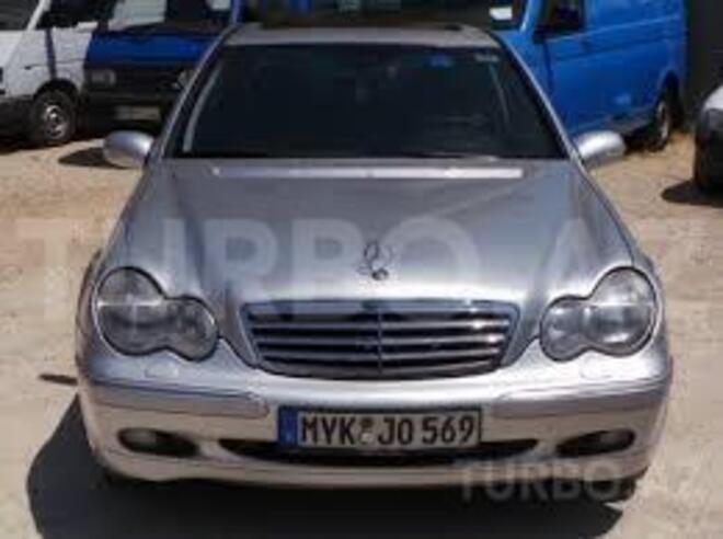 Mercedes C 240 2001, 286,000 km - 2.6 l - Xırdalan