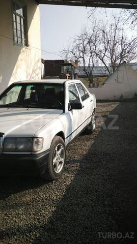 Mercedes 190 1986, 5,443 km - 2.0 l - Ağdaş