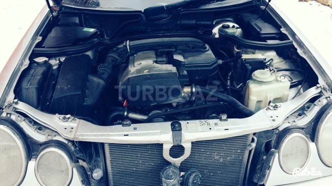 Mercedes E 230 1996, 294,132 km - 2.3 л - Bakı