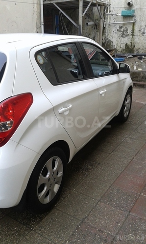 Hyundai i20 2010, 74,000 km - 1.4 l - Bakı