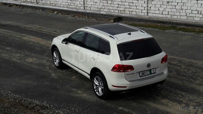Volkswagen Touareg 2011, 97,500 km - 3.6 l - Bakı
