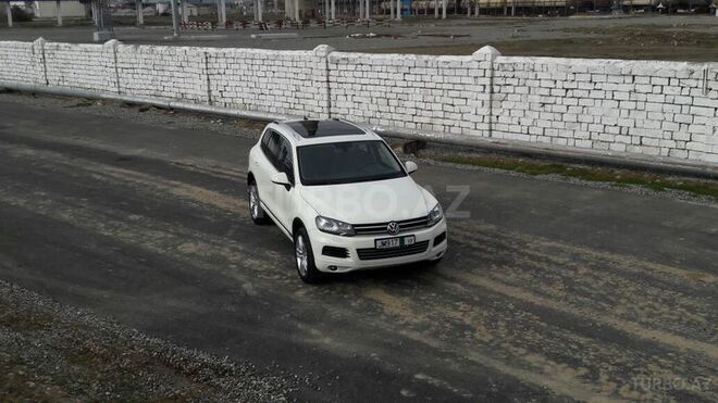Volkswagen Touareg 2011, 97,500 km - 3.6 l - Bakı