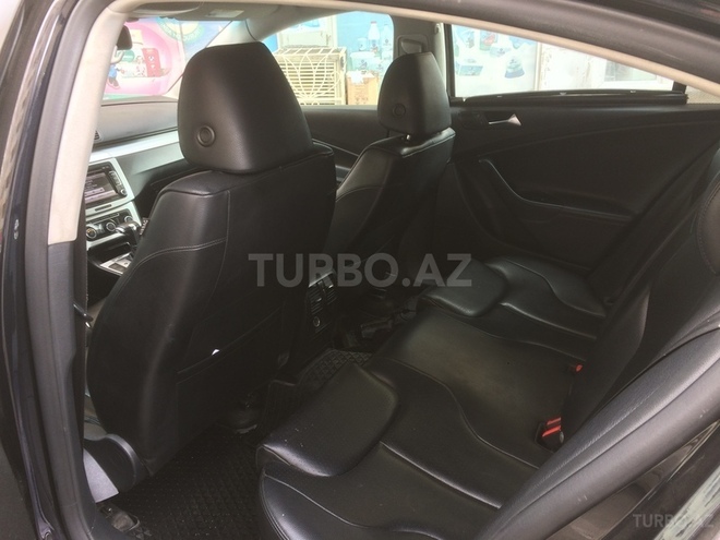 Volkswagen Passat 2010, 141,000 km - 2.0 l - Bakı