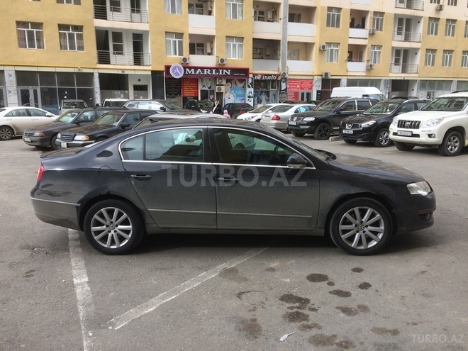 Volkswagen Passat 2010, 141,000 km - 2.0 l - Bakı