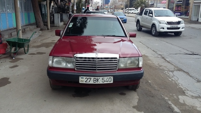 Mercedes 190 1992, 385,000 km - 2.0 l - Bakı