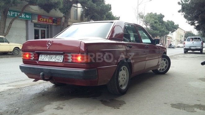 Mercedes 190 1992, 385,000 km - 2.0 l - Bakı