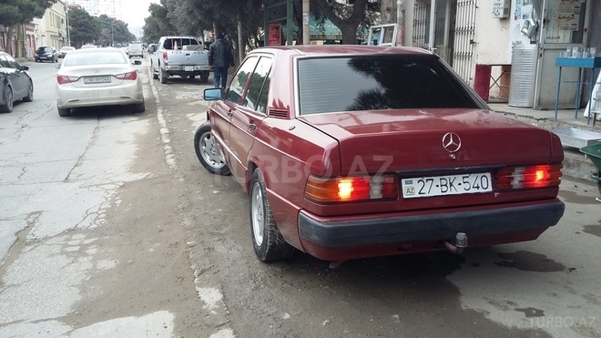 Mercedes 190 1992, 385,000 km - 2.0 l - Bakı