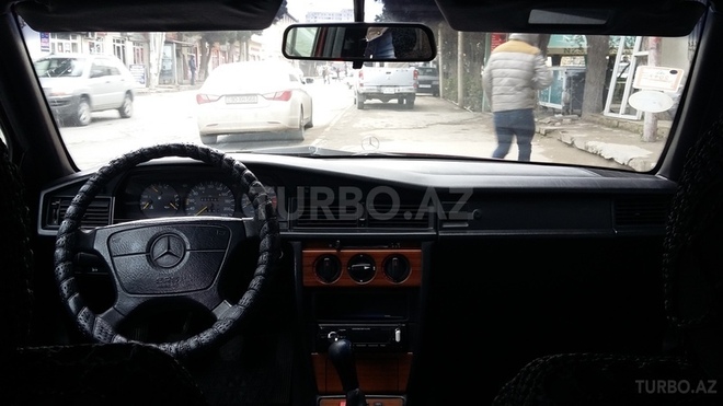 Mercedes 190 1992, 385,000 km - 2.0 l - Bakı