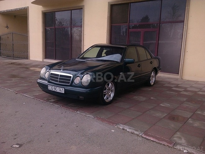 Mercedes E 200 1998, 248,560 km - 2.0 л - Gəncə