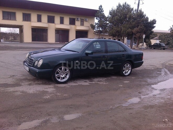 Mercedes E 200 1998, 248,560 km - 2.0 л - Gəncə
