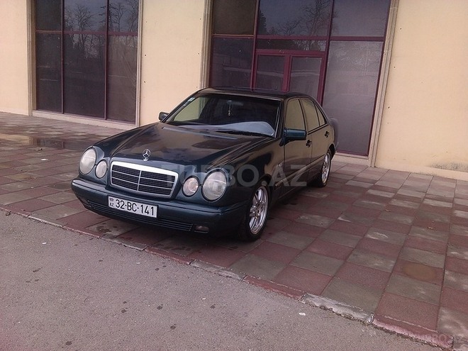 Mercedes E 200 1998, 248,560 km - 2.0 л - Gəncə