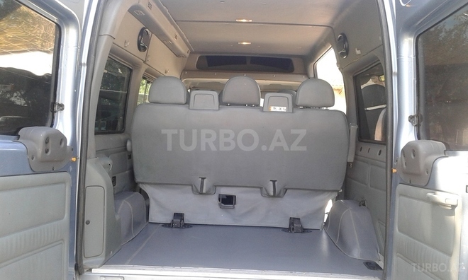Ford Transit 2009, 185,550 km - 2.4 л - Füzuli