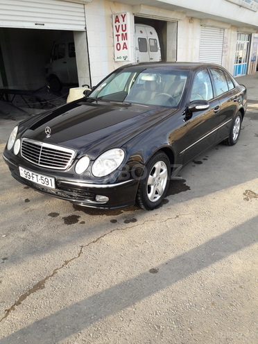 Mercedes E 220 2002, 207,128 km - 2.2 l - Gəncə