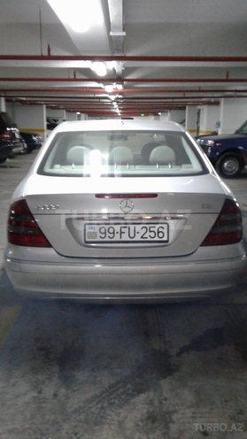 Mercedes E 220 2003, 247,000 km - 0.3 л - Naxçıvan
