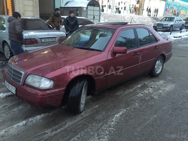 Mercedes C 220 1994, 500,000 km - 2.2 l - Bakı