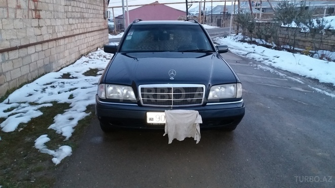 Mercedes C 180 1997, 332,000 km - 1.8 l - Bakı