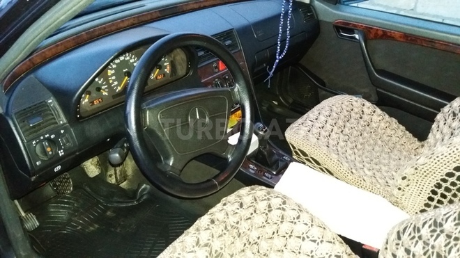 Mercedes C 180 1997, 332,000 km - 1.8 l - Bakı