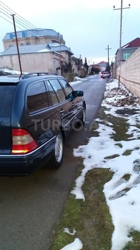 Mercedes C 180 1997, 332,000 km - 1.8 l - Bakı
